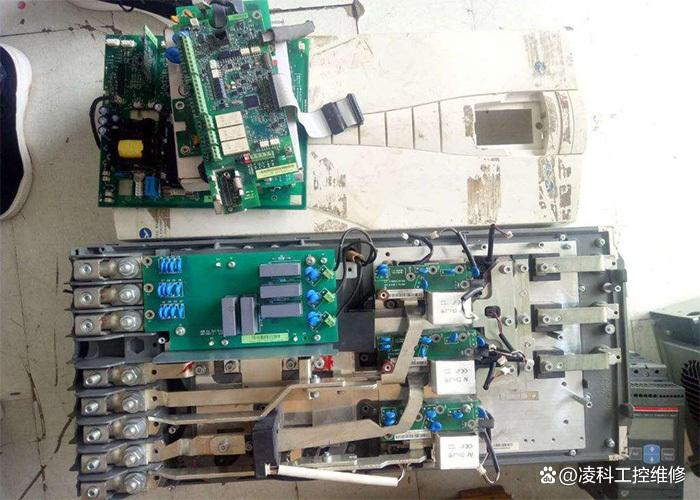 施耐德软启动器ohf故障缩略图