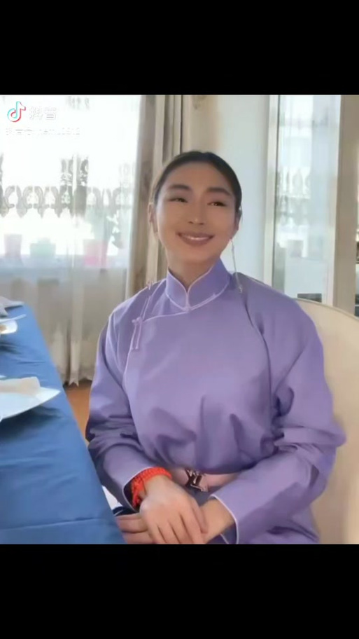 《黄金宝藏》女主角缩略图