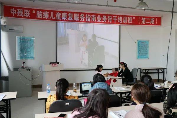 羊瘫软站不起来怎么治疗
