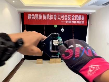 如何用指令创造秒杀闪电弓