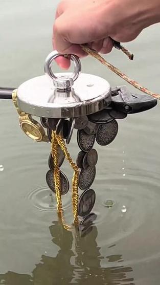 河道打捞磁铁赚钱吗图标