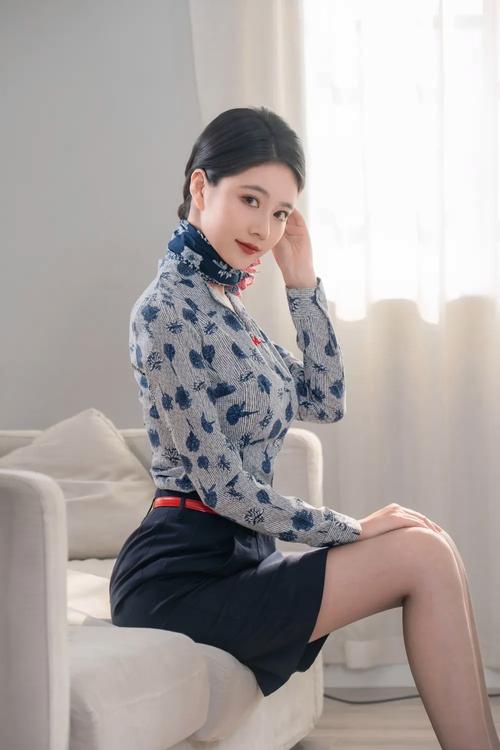 龙腾小说精选珍藏空姐游戏截图