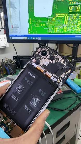 opporeno摄像头不出来