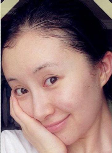 怎么把美颜照片还原成素颜照片缩略图