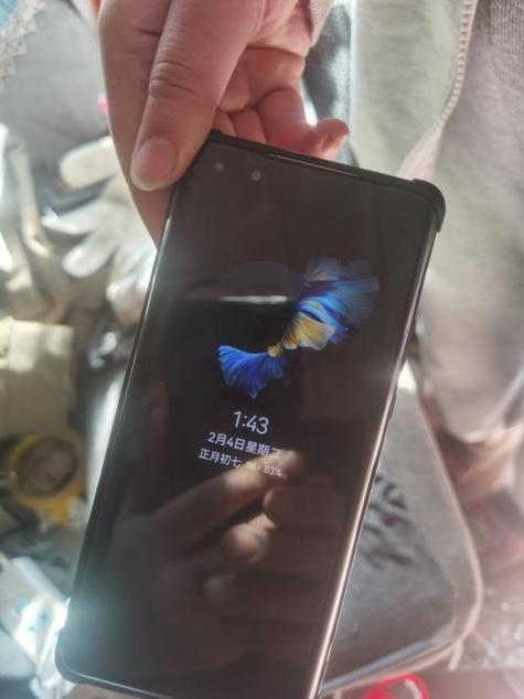 华为mate40pro换外屏多少钱缩略图