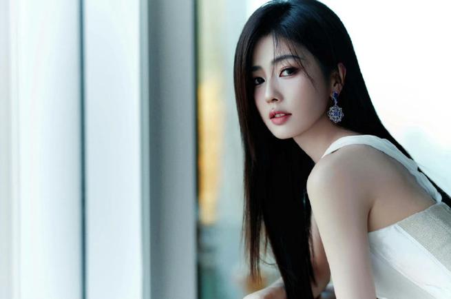 尖叫之夜美女照片