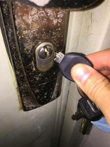 电动车钥匙断在钥匙孔里缩略图