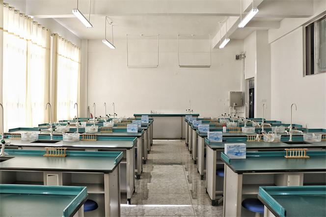 化学实验室缩略图