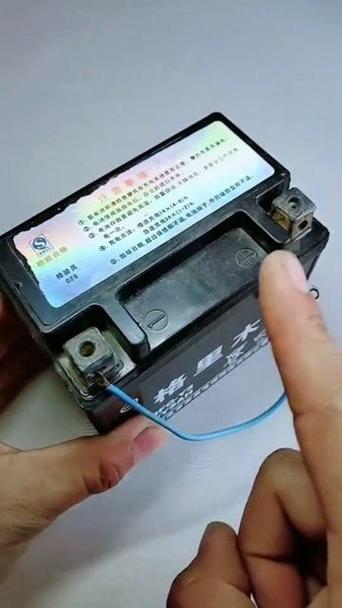 电瓶放久了充不进电怎么激活图标
