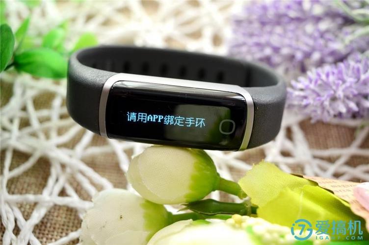 乐心手环8和9哪个更值得买