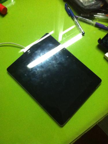 ipad经常卡屏不动图标