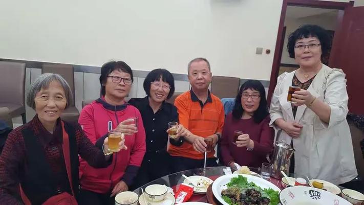 姐姐的同学聚会缩略图