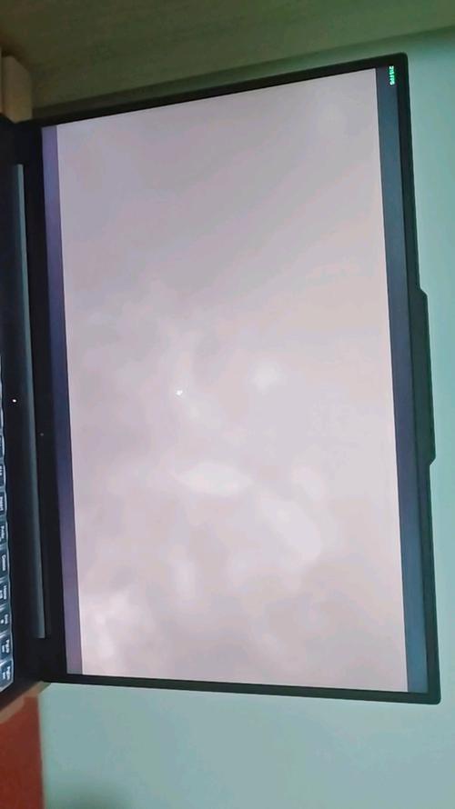 电脑屏幕容易沾灰游戏截图