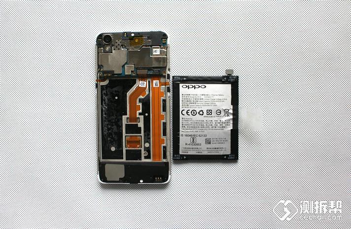 oppoa37怎么拆开后盖图标