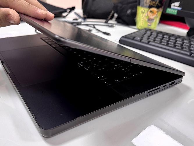 macbookpro喇叭滋滋声图标