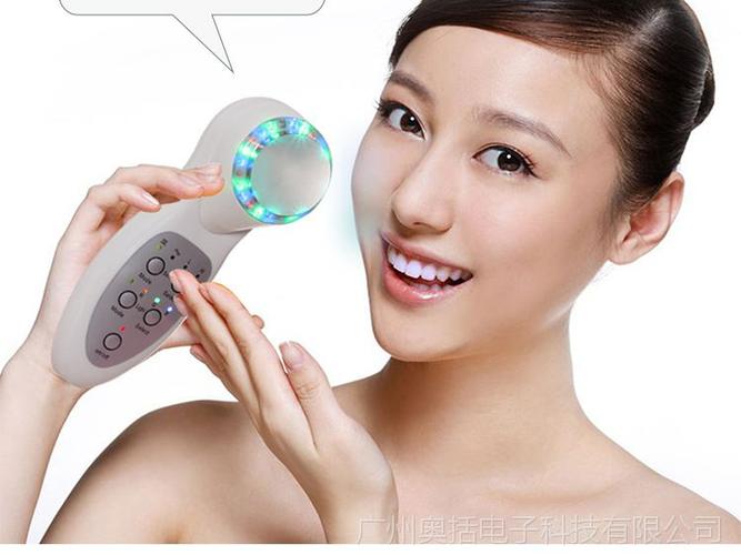 手机屏幕出现彩光是什么原因