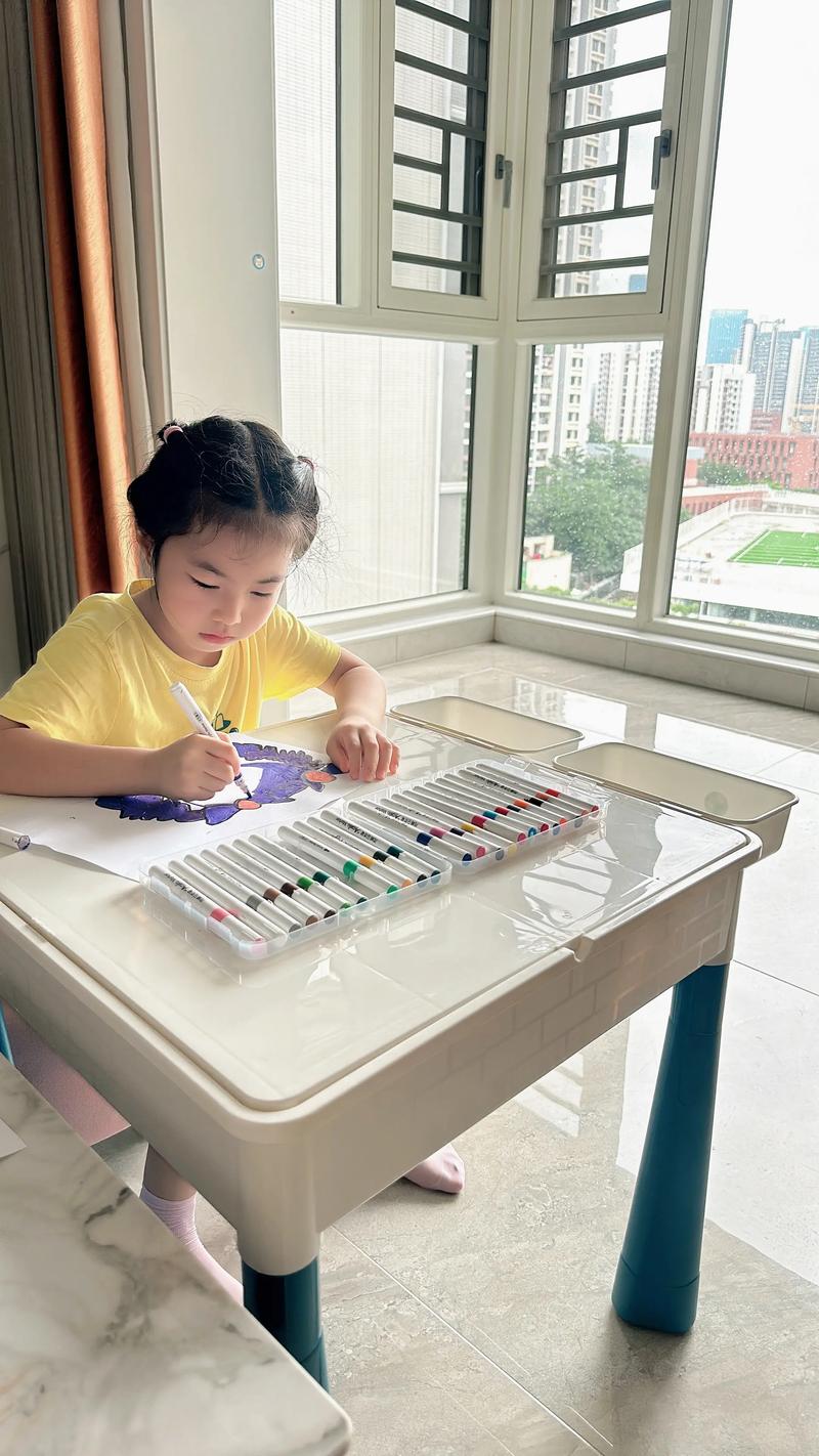 民萌18模式版游戏截图