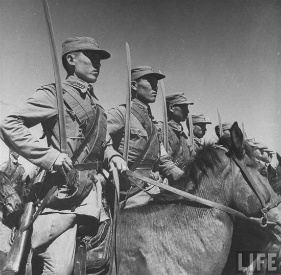 中国骑兵谁死了