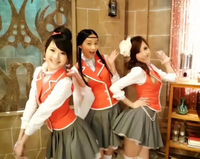 萌学园有几个种族缩略图