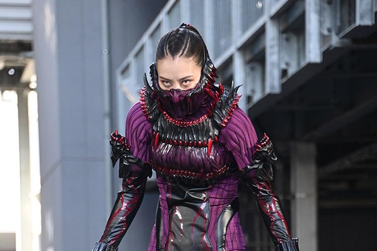 假面骑士驰骑女反派