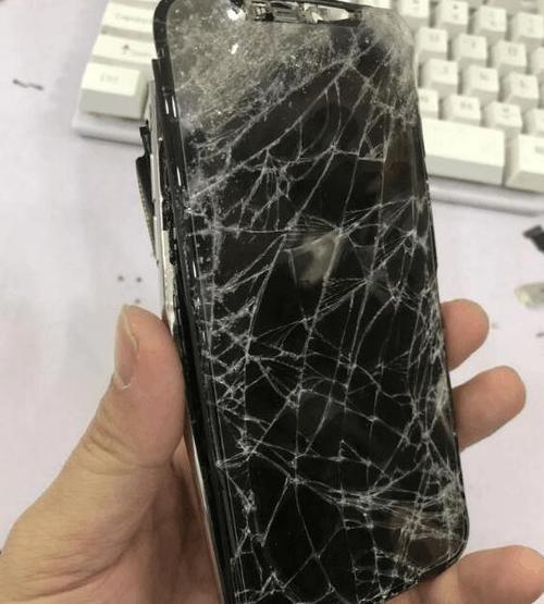 手机摔得稀巴烂还能修吗缩略图