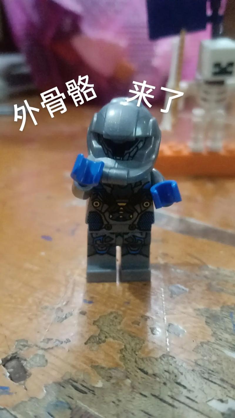 乐高人仔外骨骼机甲简单图标
