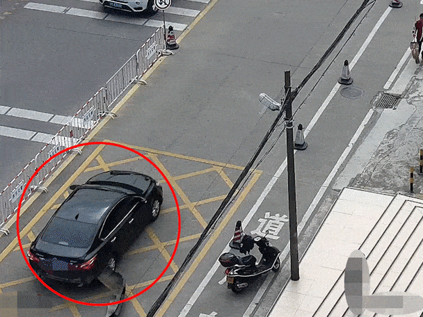 介绍一下车祸模拟器警察抓小偷缩略图