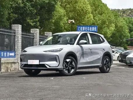 纯电车