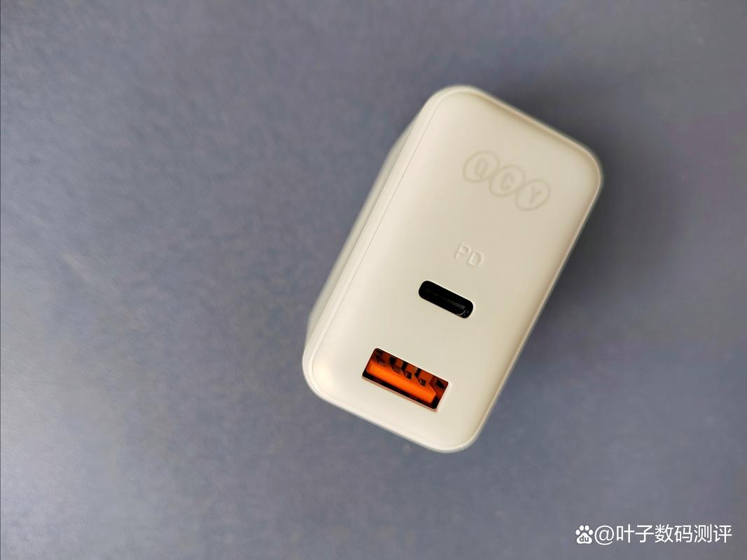 qcy蓝牙耳机充电仓充电充不进去缩略图