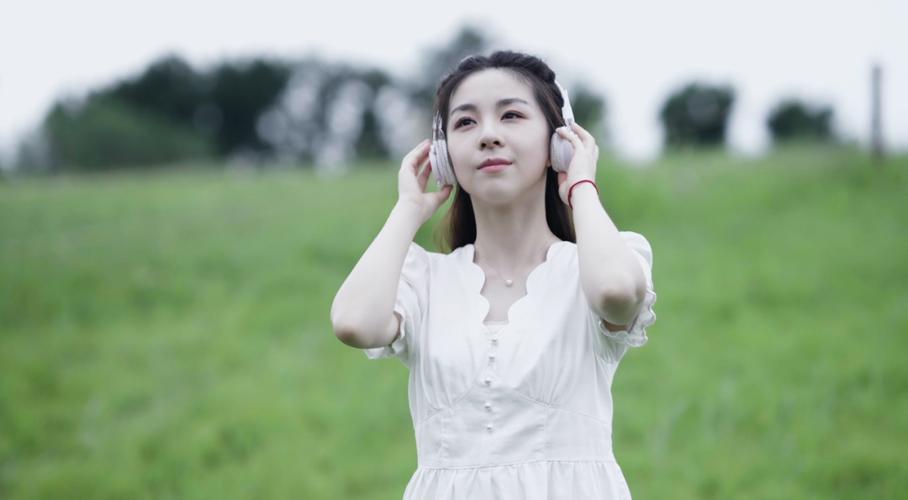 央央的含义