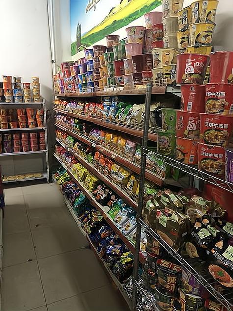 开小超市赚钱吗缩略图
