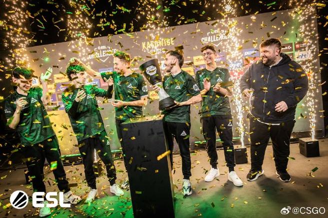 csgo显示队友颜色图标