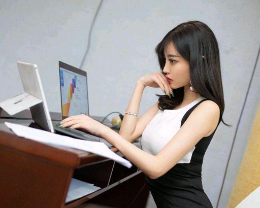 最牛秘书缩略图