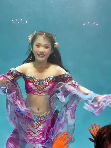 小甜甜音乐舞蹈视频缩略图