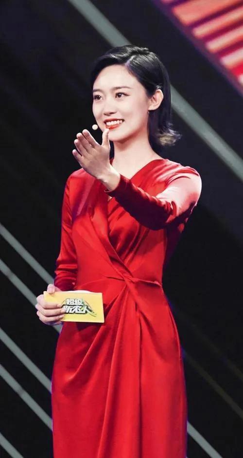 有声小说带光环的女人图标