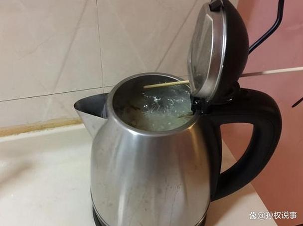 烧水壶一直烧个不停缩略图