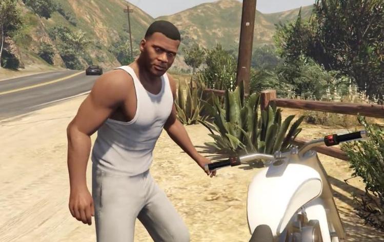 gta按哪个键切换人物缩略图