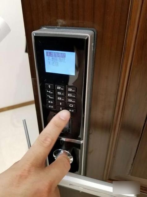 指纹锁按键失灵最简单三个步骤