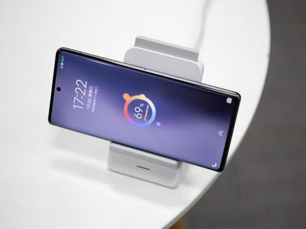 vivo哪款手机支持无线充电游戏截图