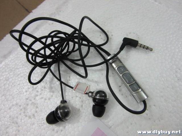 深海赛尔解锁会员版游戏截图