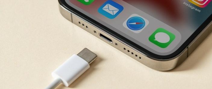 usb-c苹果11能用吗