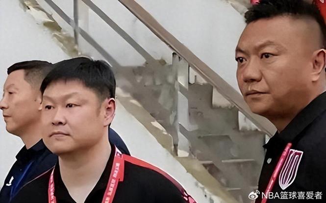 传奇怎么请那么多明星
