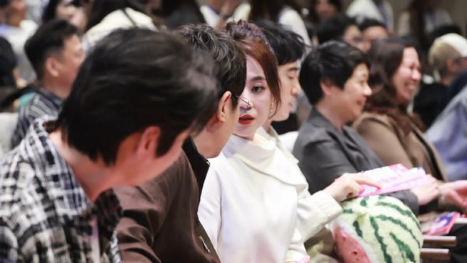 竹马吃竹马 清霜缩略图