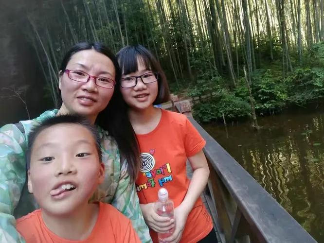 一天和3个不同的男人