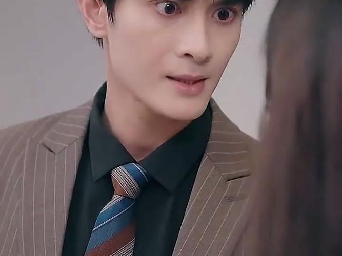 男主角叫厉景琛的小说缩略图
