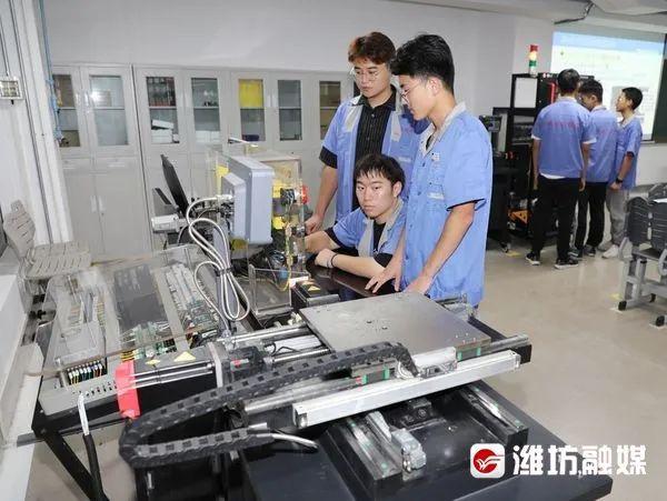 新媒体运营招聘图标