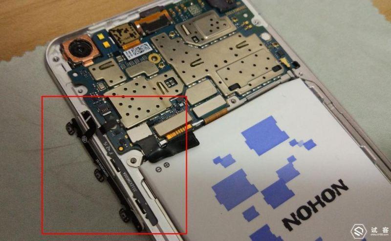 小米note开机排线更换教程缩略图