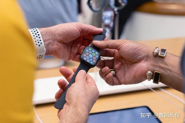苹果手表s10寿命一般几年游戏截图