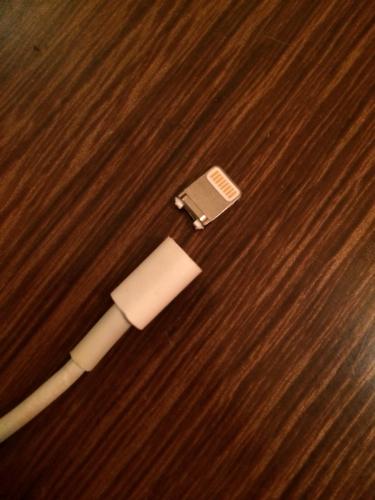 充电器线头断了能接吗缩略图