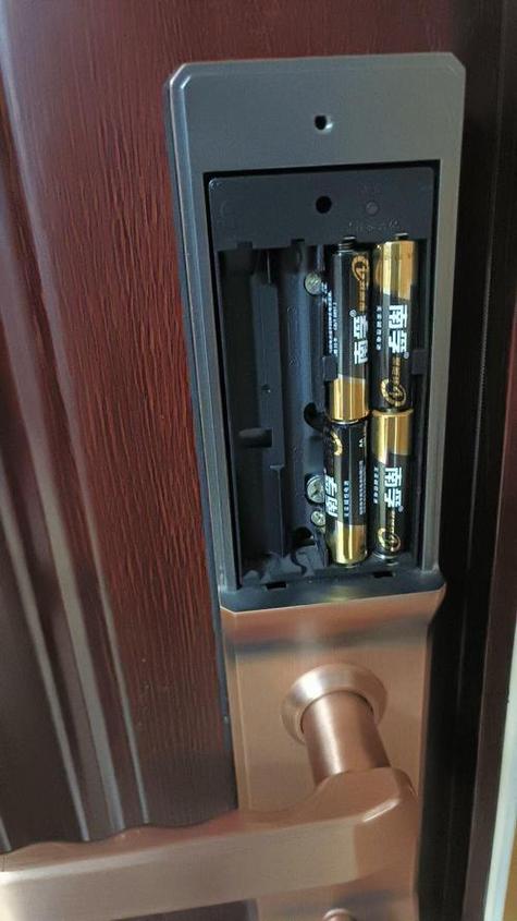 指纹锁更换指纹的步骤